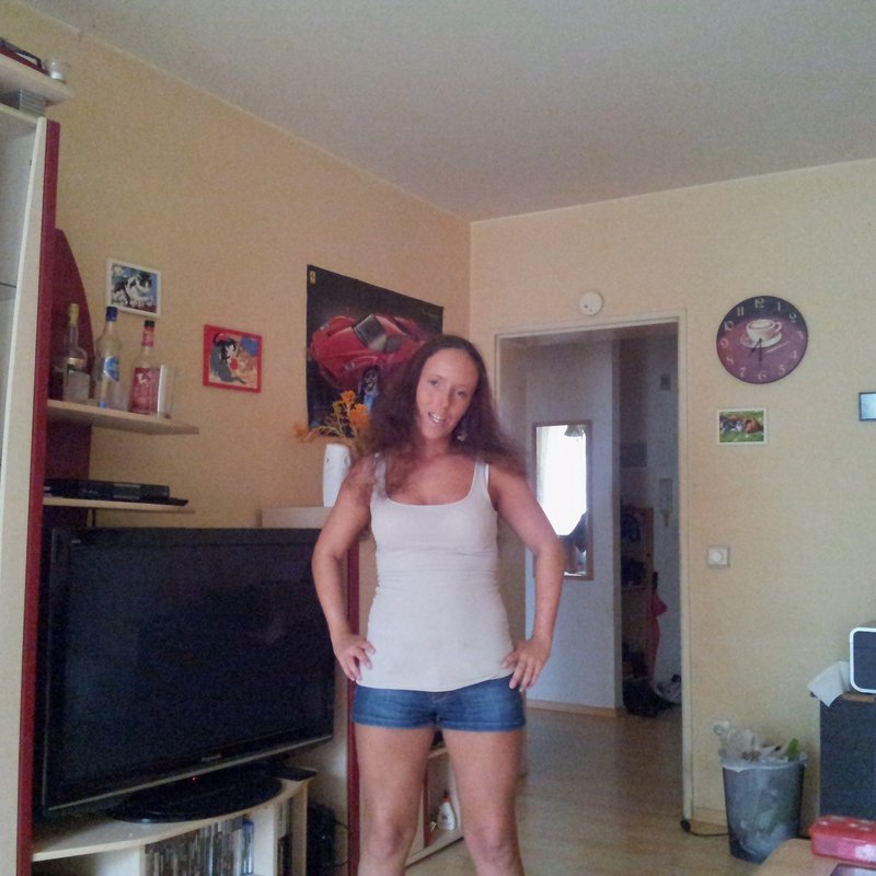 Escort Candida de Saint-Fort-sur-Gironde