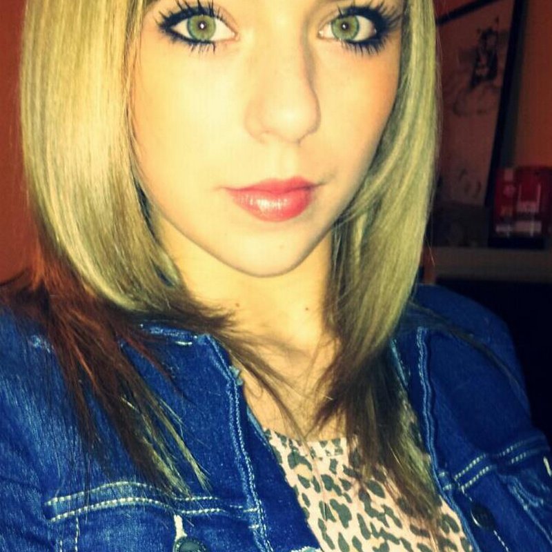 Escort Elise de Thiel-sur-Acolin